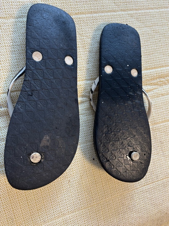 Roxy Viva Stamp II zebra strap Flip Flops Women's Size 8 - Picture 4 of 5